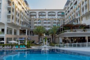 Kirman Sidera Luxury & Spa