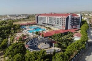 Casa Fora Beach Resort