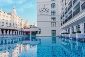 Side Royal Style Luxury & Spa