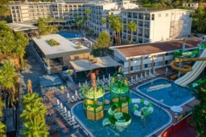 Seven Seas Palmeras Bay
