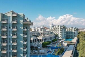 Royal Atlantis Spa & Resort