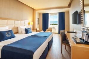 Selin Kamelya Collection Exclusive