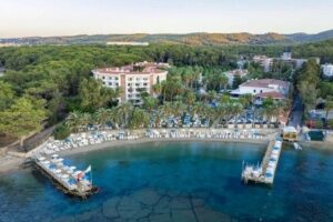 Utopia Resort & Residence  (Ex. Alara Park)