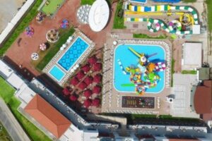 Club Aqua Plaza