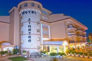 Sinatra Hotel