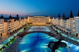 Mardan Palace (Ex Titanic)