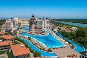 Mardan Palace (Ex Titanic)