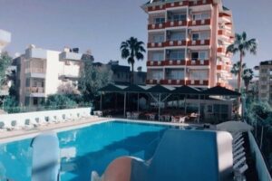 De Mare Family (Ex. Arisa Garden Beach)