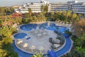 Starlight Resort (Ex.starlight Convention Center)
