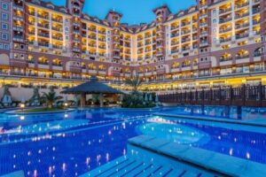 Villa Side Hotel